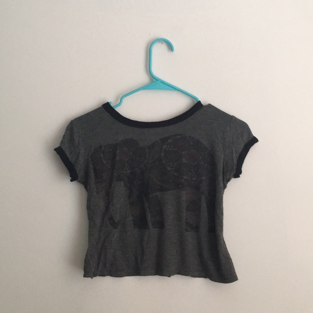 grey crop top